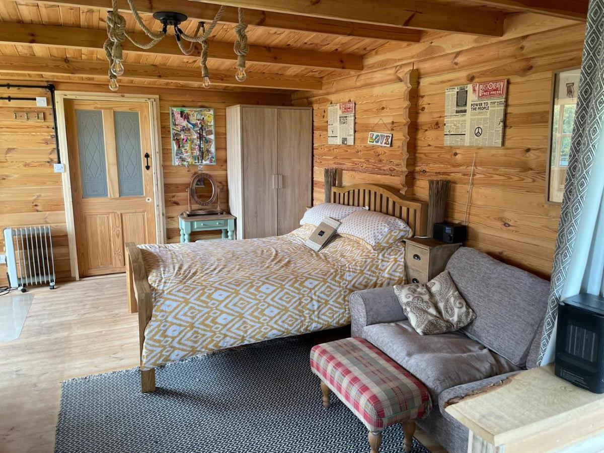 The Retreat Hotel Hornblotton Bagian luar foto