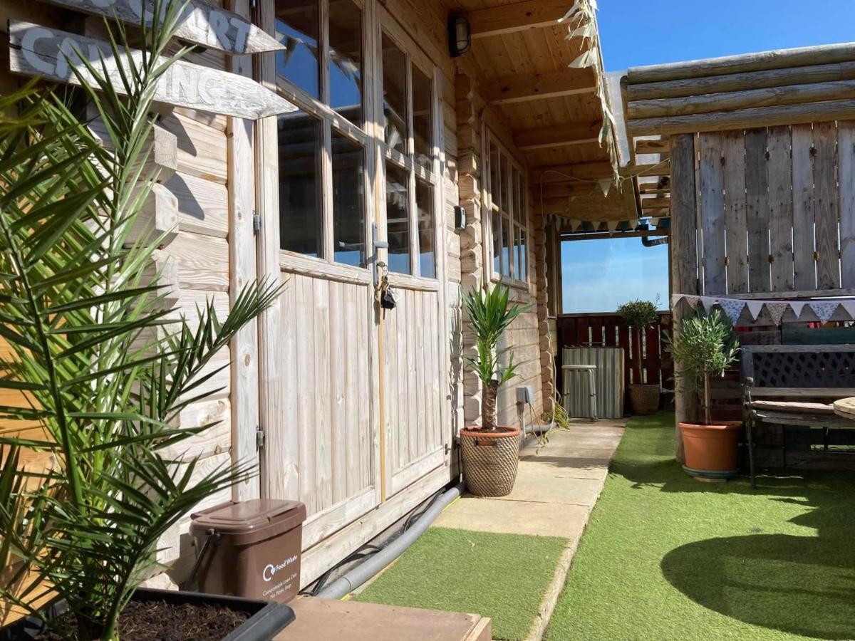 The Retreat Hotel Hornblotton Bagian luar foto